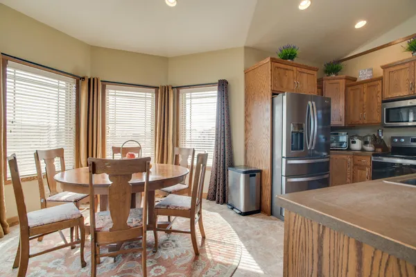 $425,000 | 1610 42nd Avenue South, Moorhead, MN 56560