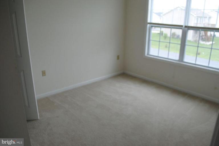 440 Ford Circle Inwood, WV 25428 - Photo 5 of 8