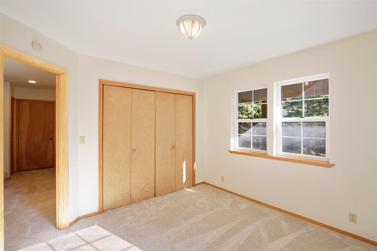 10890 Blueberry Road Truckee, CA 96161 - Photo 9 of 13 Gallery Image 9