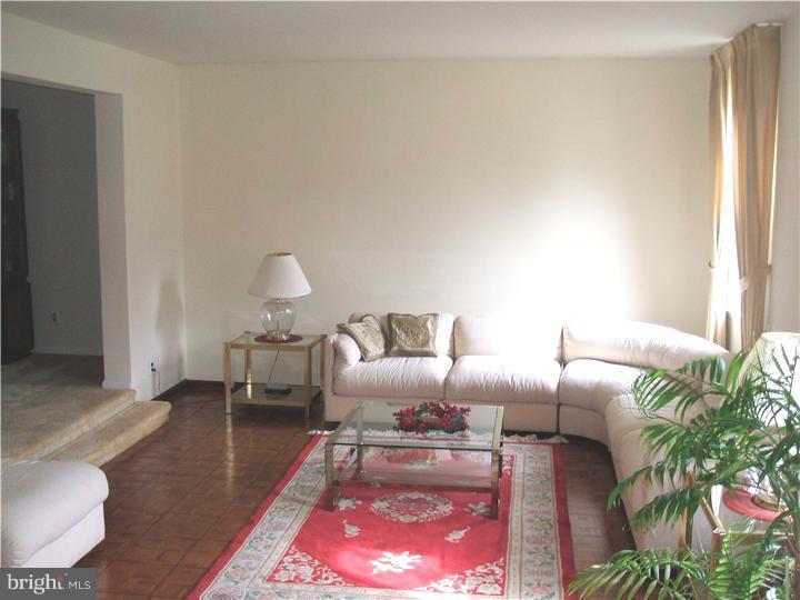 22 Tendring Road Cherry Hill, NJ 08003 - Photo 3 of 20 Gallery Image 3