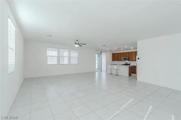 $3,000 | 8635 Vermont Vista Street, Las Vegas, NV 89113