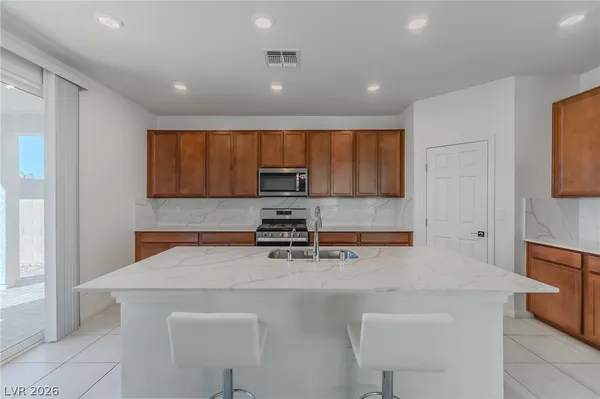 $3,000 | 8635 Vermont Vista Street, Las Vegas, NV 89113