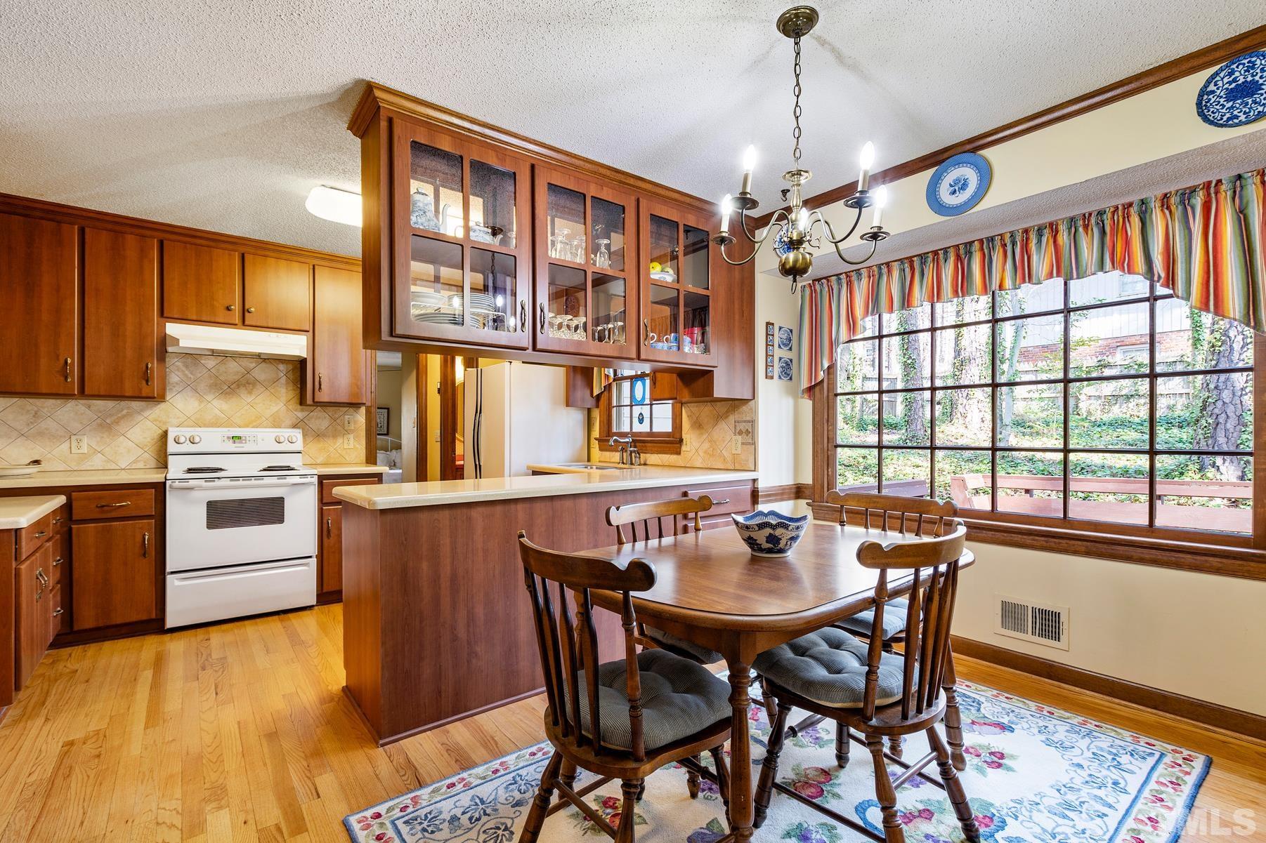 4100 Weaver Drive Raleigh, NC 27612 - Photo 8 of 30 Gallery Image 8