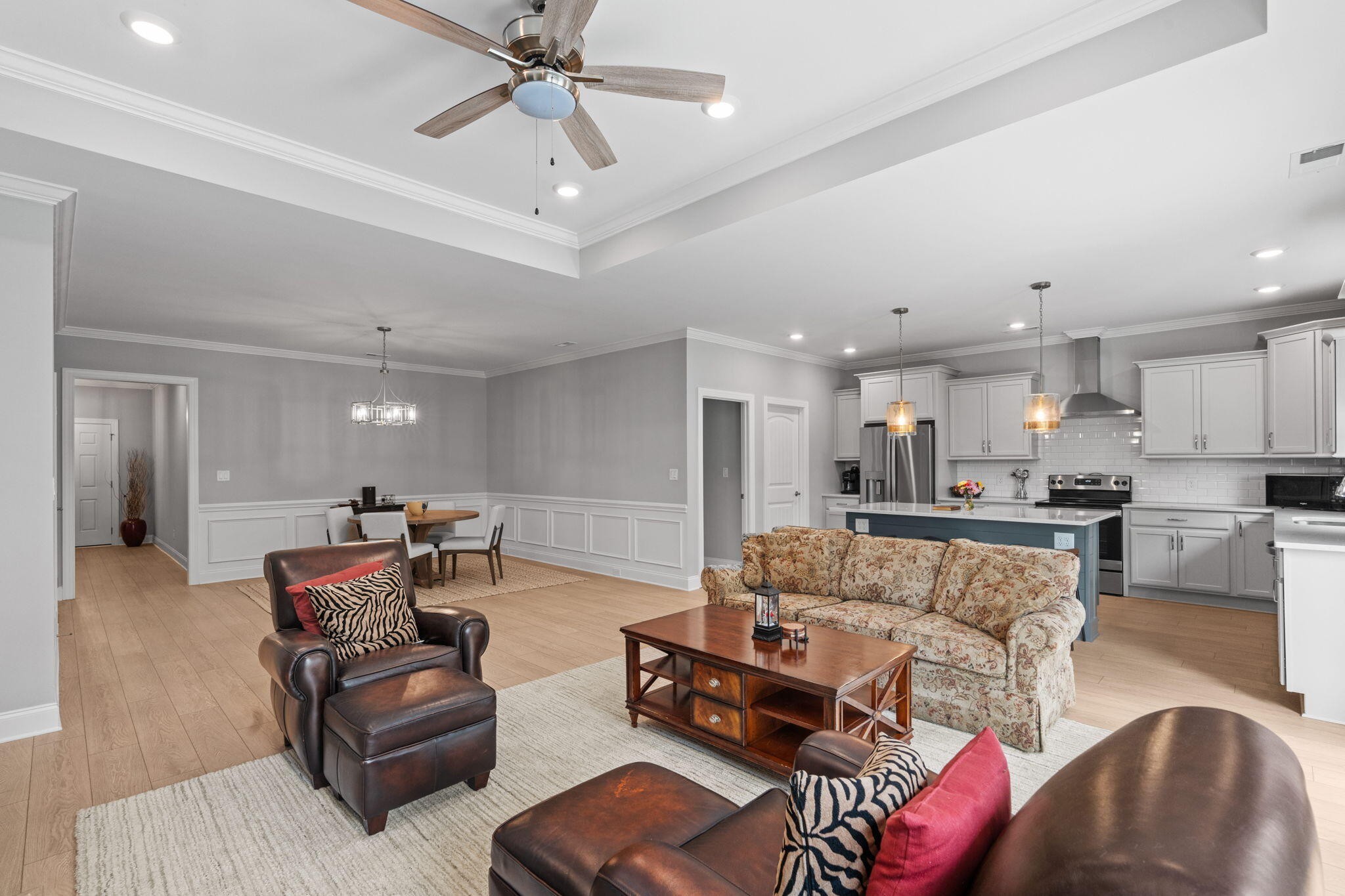 3144 Destination Trail Northwest Cleveland, TN 37312 - Photo 10 of 33 a living room with furniture and kitchen view