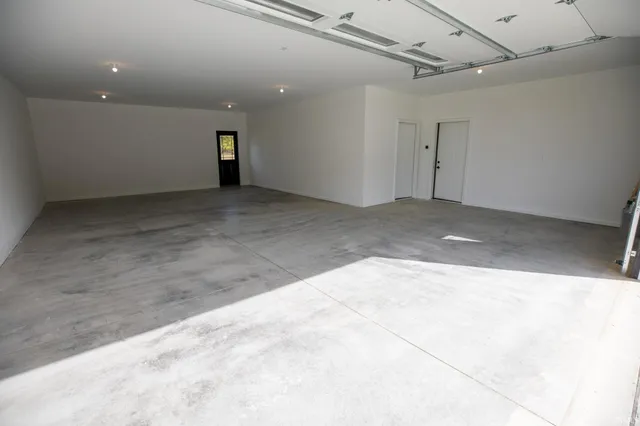 $324,900 | 204 Fawn Court, Argos, IN 46501