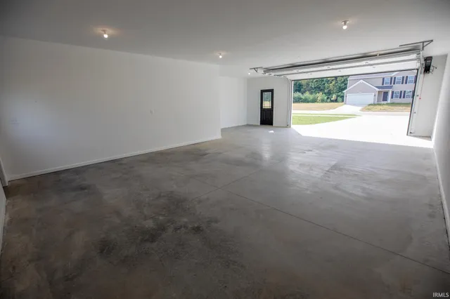 $324,900 | 204 Fawn Court, Argos, IN 46501