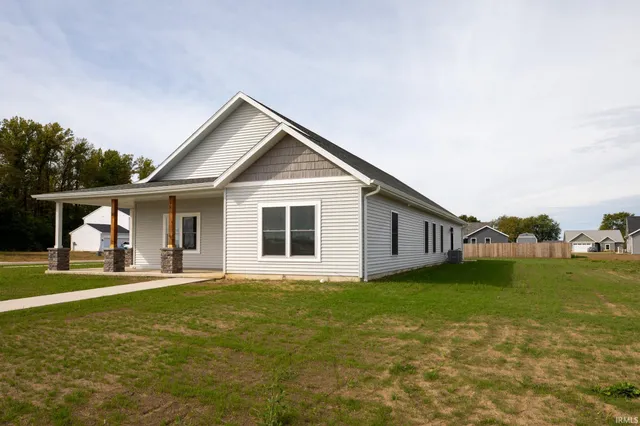 $324,900 | 204 Fawn Court, Argos, IN 46501