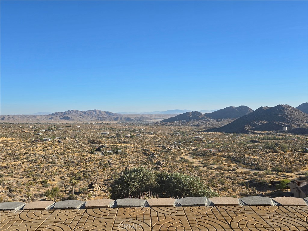 62360 San Andreas Road Joshua Tree, CA 92252 - Photo 14 of 69 Front Deck view