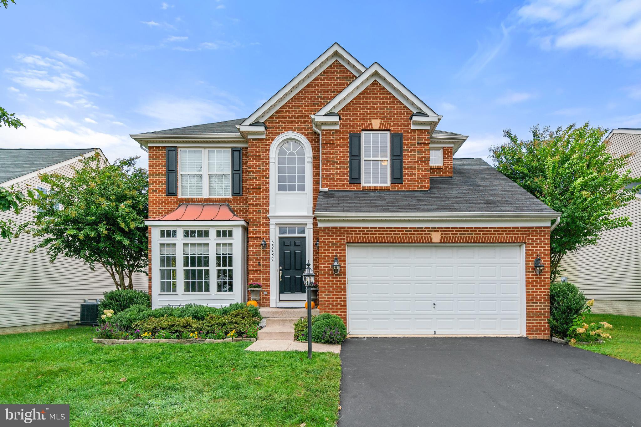 25282 Mastery Place Aldie, VA 20105 - Photo 3 of 50