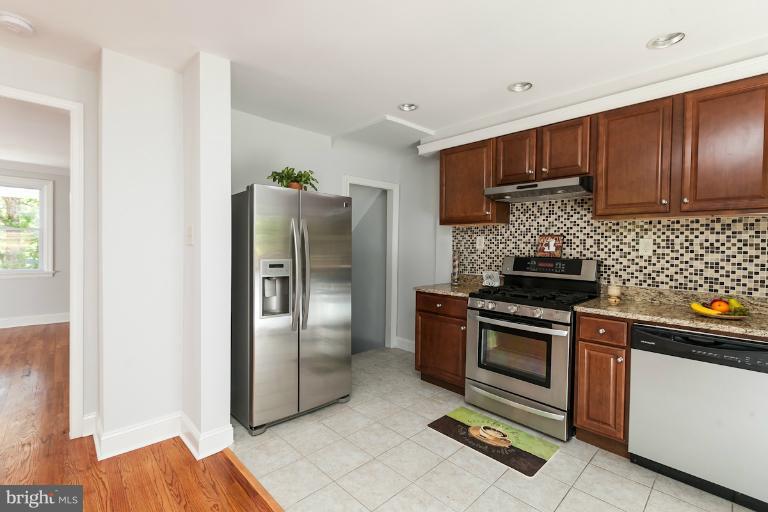 3934 Rexmere Road Baltimore, MD 21218 - Photo 1 of 29 Kitchen
