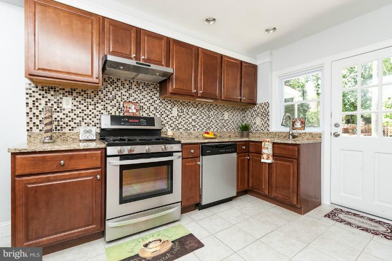 3934 Rexmere Road Baltimore, MD 21218 - Photo 13 of 29 Kitchen