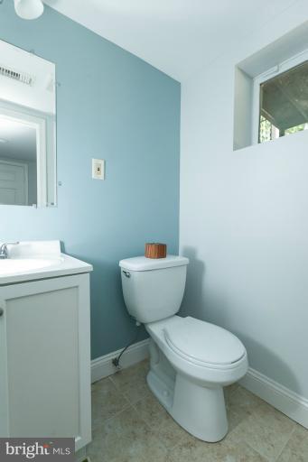 3934 Rexmere Road Baltimore, MD 21218 - Photo 4 of 29 Bath