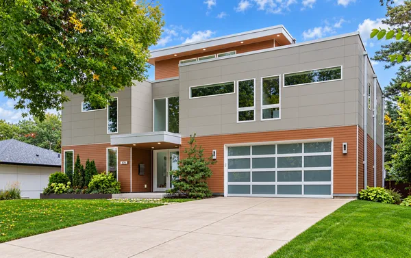 $1,895,000 | 674 Montcalm Place, St. Paul, MN 55116
