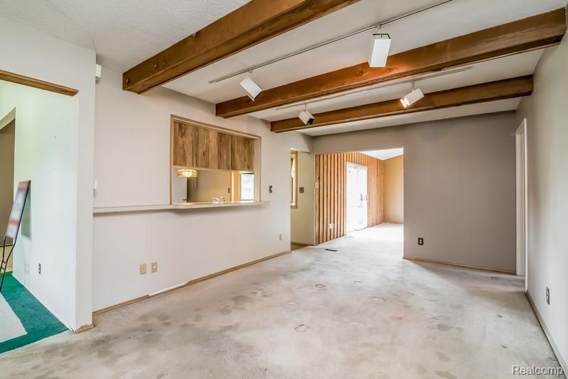 8536 23 Mile Road Shelby, MI 48316 - Photo 6 of 25