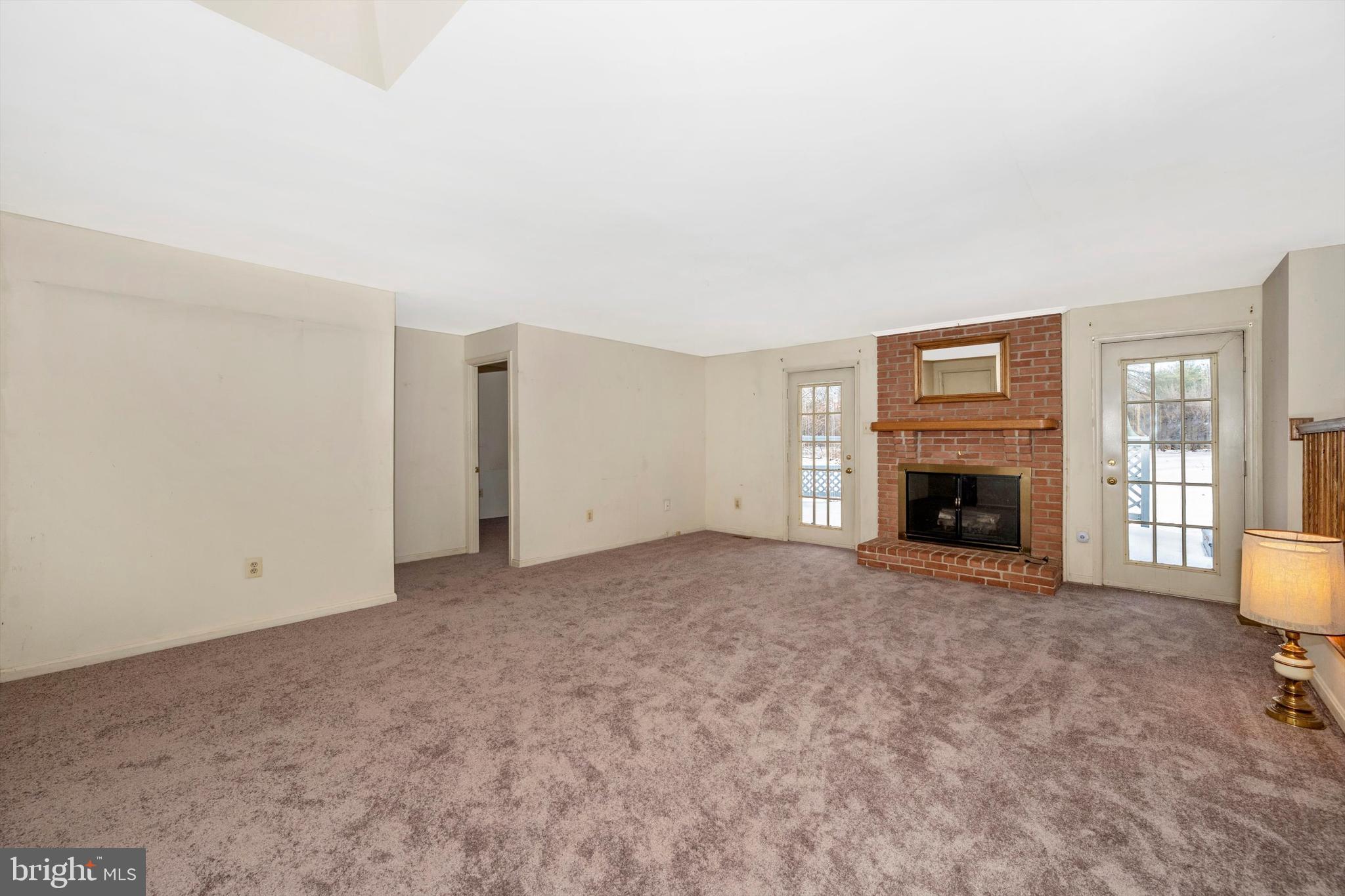 107 Fairview Avenue Frederick, MD 21701 - Photo 20 of 53 Family Room with gas fireplace