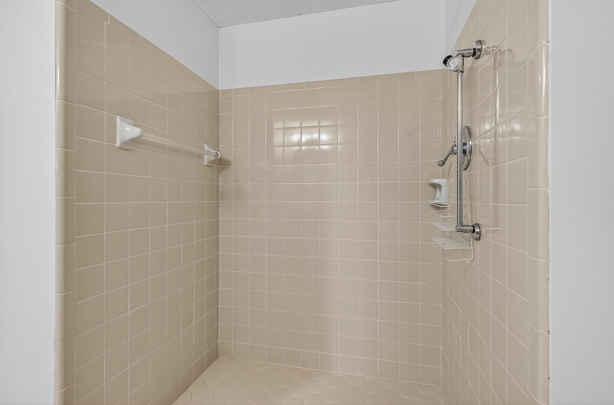 96 Yacht Club Drive, Unit 1 Fort Walton Beach, FL 32548 - Photo 15 of 43 a bathroom with a shower