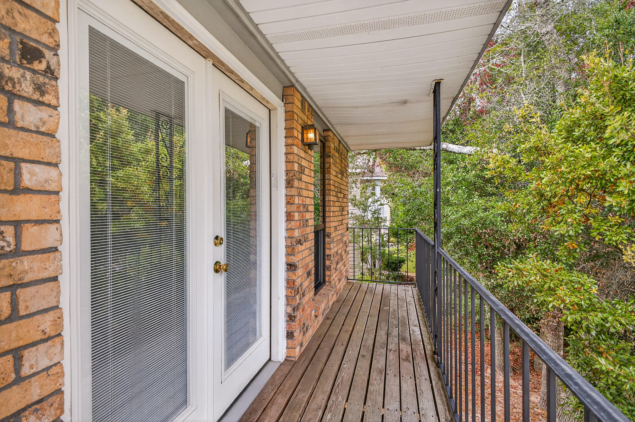 96 Yacht Club Drive, Unit 1 Fort Walton Beach, FL 32548 - Photo 38 of 43 a view of a balcony with wooden floor