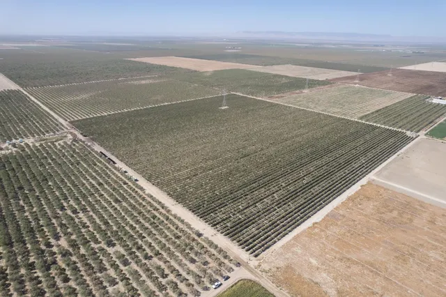 a view of an empty space