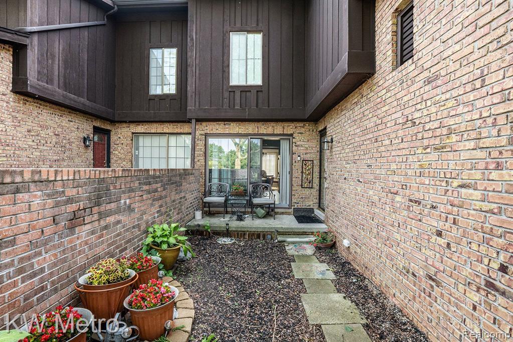 26510 Inkster Road Southfield, MI 48033 - Photo 15 of 15