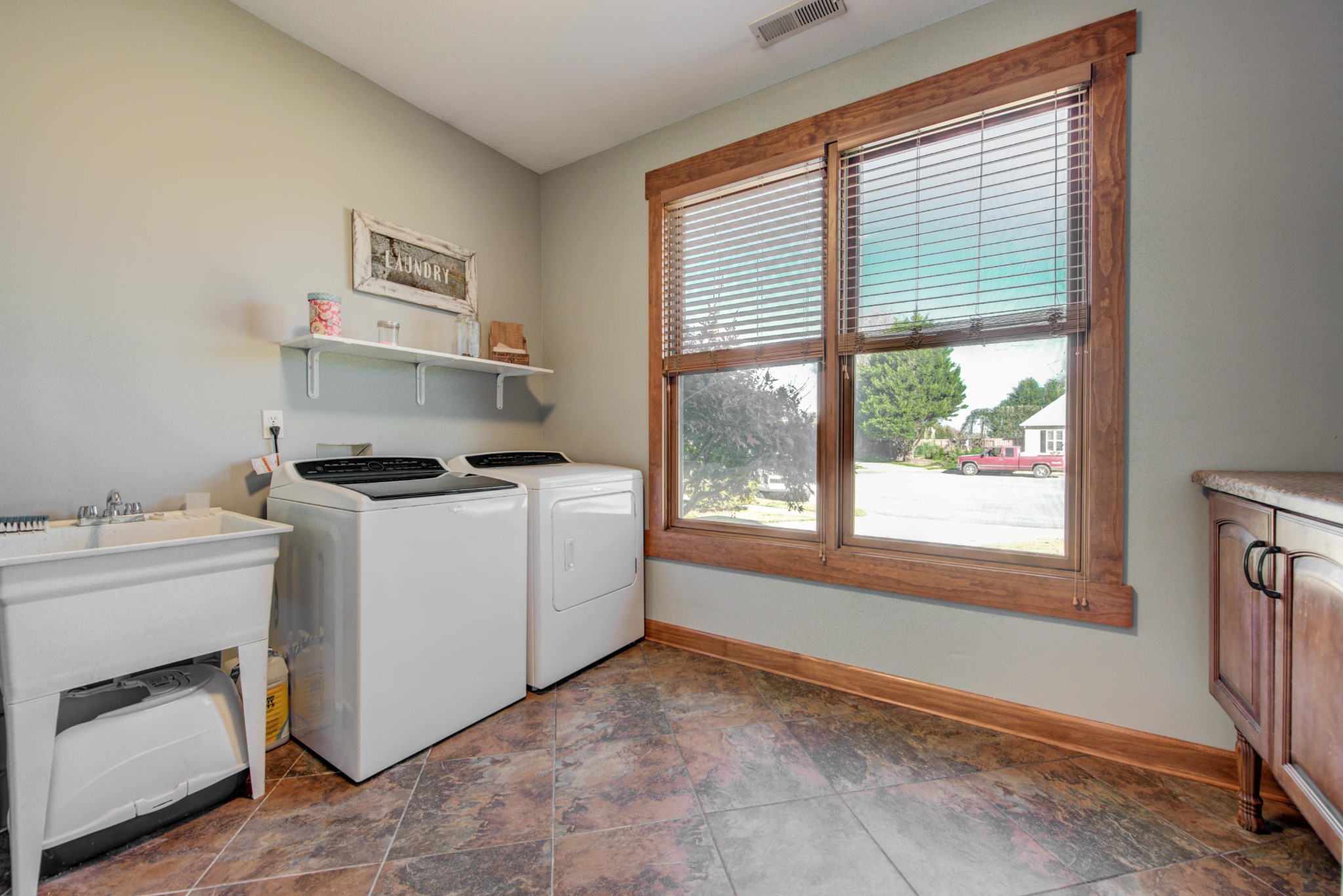 207 Shadowfax Road Knoxville, TN 37934 - Photo 17 of 40 Gallery Image 17