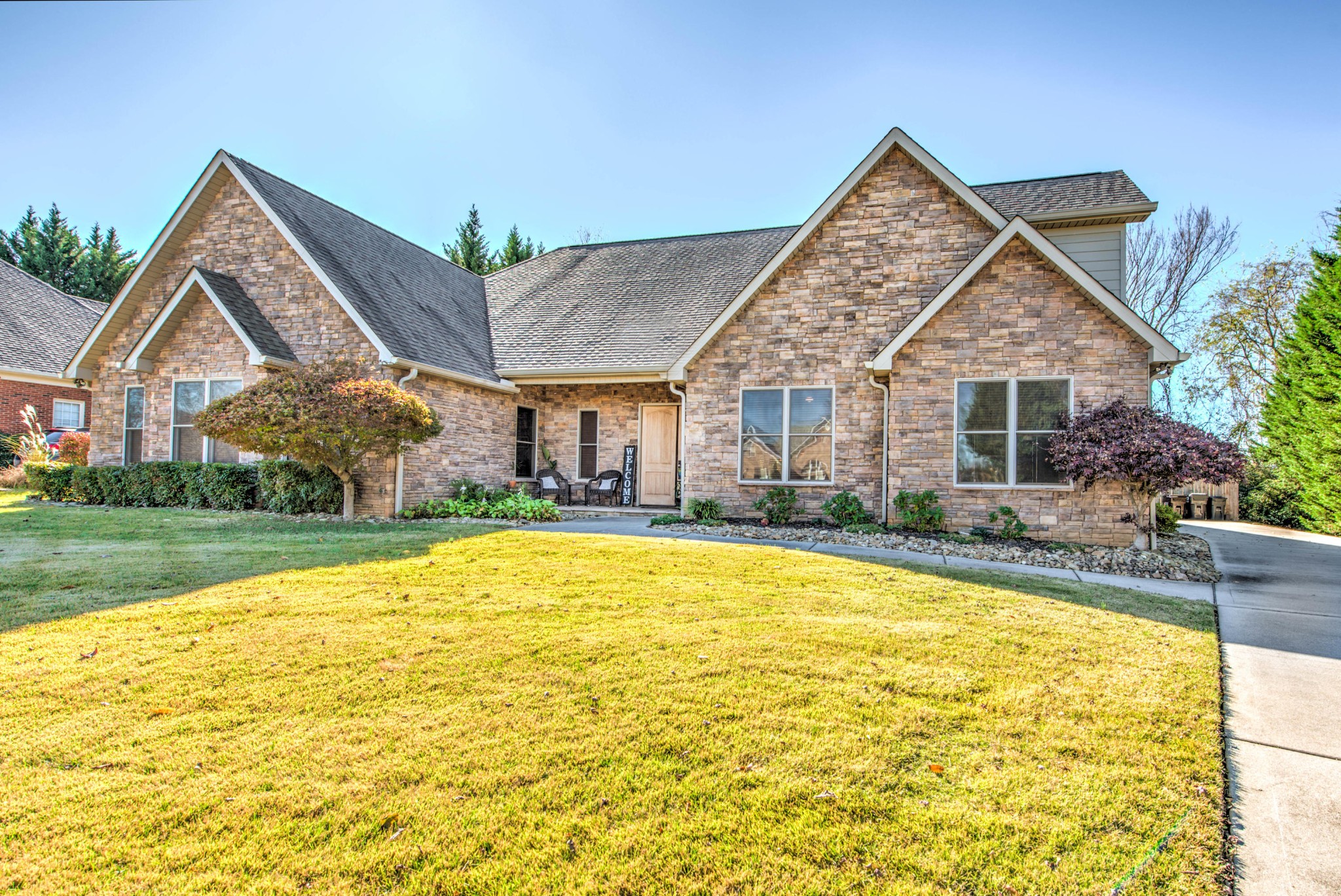 207 Shadowfax Road Knoxville, TN 37934 - Photo 2 of 40 Gallery Image 2