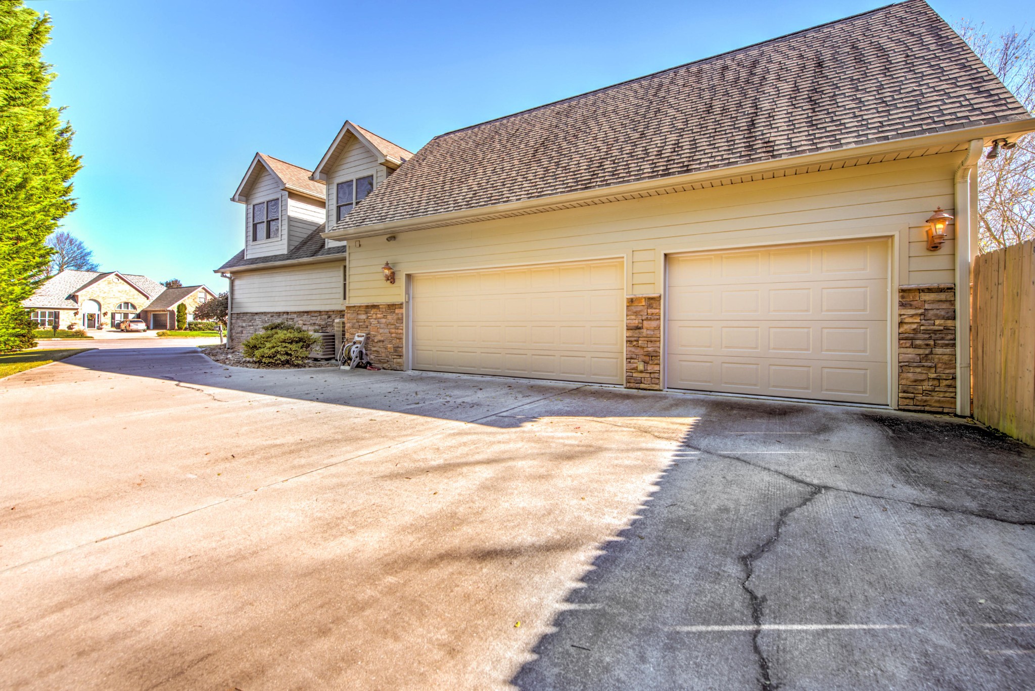 207 Shadowfax Road Knoxville, TN 37934 - Photo 3 of 40 Gallery Image 3
