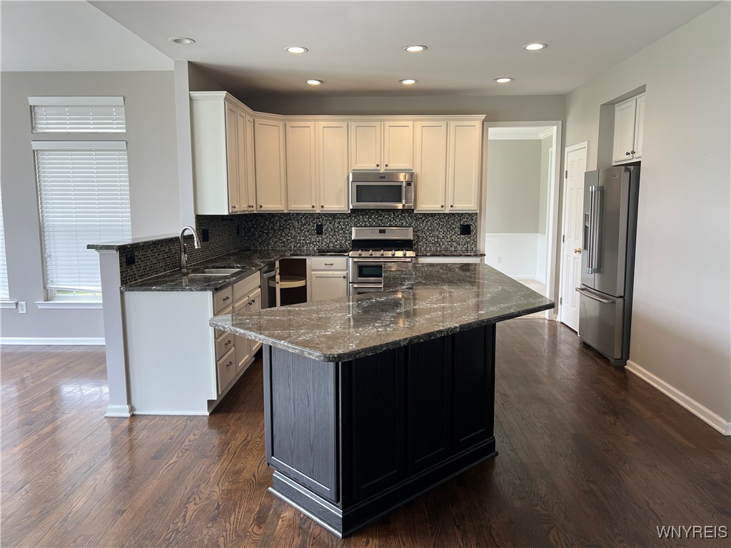 7245 Edgewater Circle Pendleton, NY 14120 - Photo 16 of 45