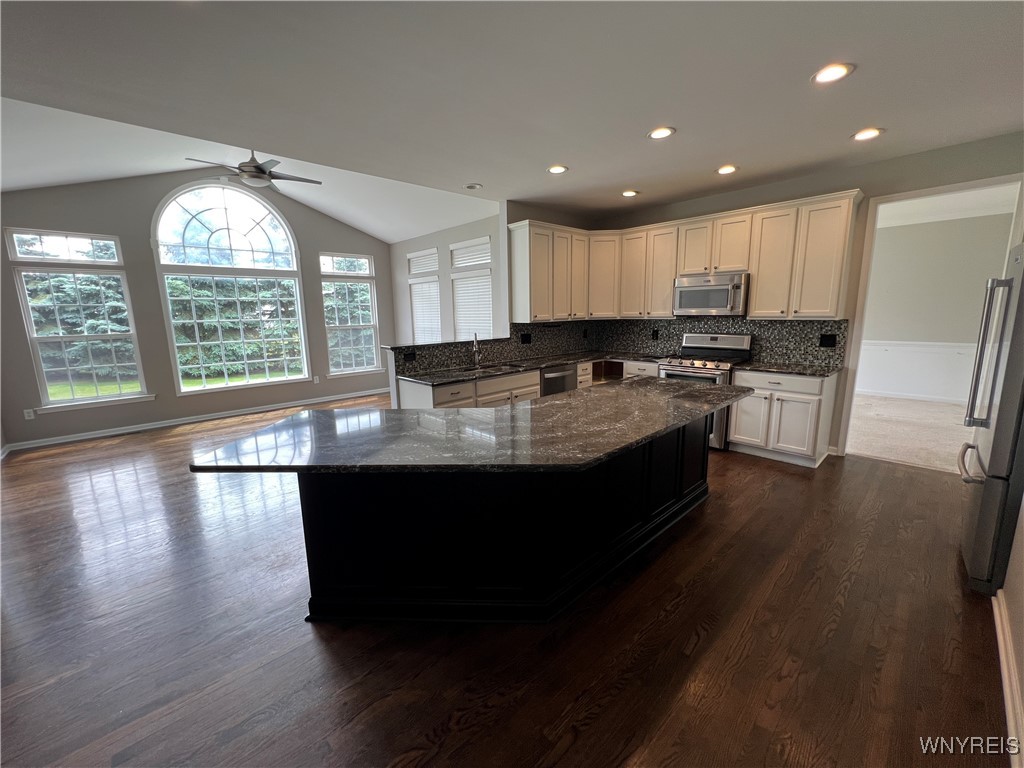 7245 Edgewater Circle Pendleton, NY 14120 - Photo 18 of 45