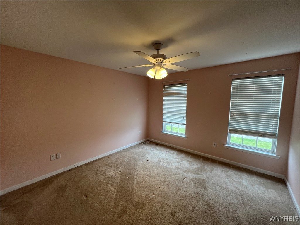 7245 Edgewater Circle Pendleton, NY 14120 - Photo 35 of 45