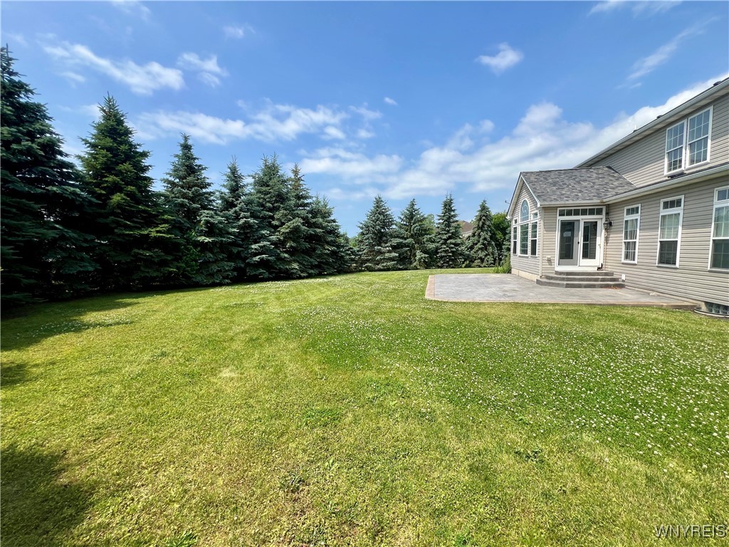 7245 Edgewater Circle Pendleton, NY 14120 - Photo 4 of 45