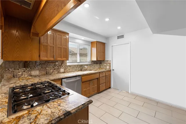 $825,000 | 910 South Donna Beth Avenue, West Covina, CA 91791