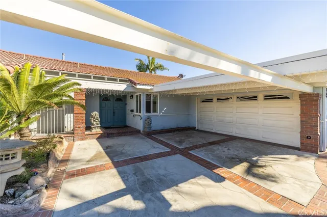 $825,000 | 910 South Donna Beth Avenue, West Covina, CA 91791