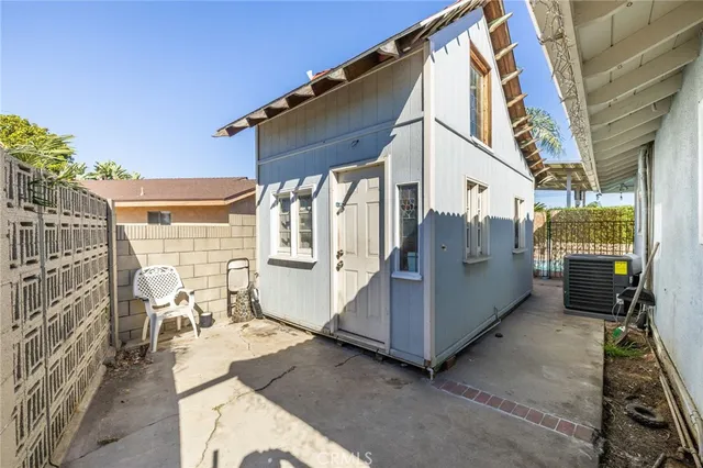 $825,000 | 910 South Donna Beth Avenue, West Covina, CA 91791