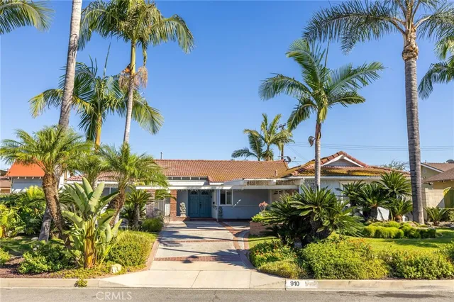 $825,000 | 910 South Donna Beth Avenue, West Covina, CA 91791