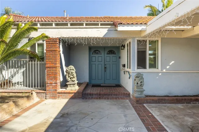 $825,000 | 910 South Donna Beth Avenue, West Covina, CA 91791