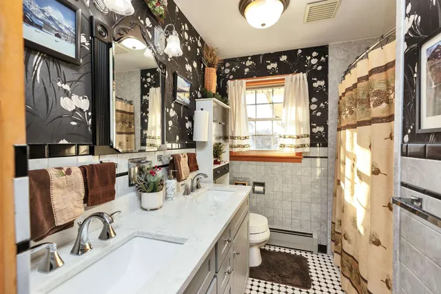 $539,000 | 35 Little Avenue, Manchester, NH 03109