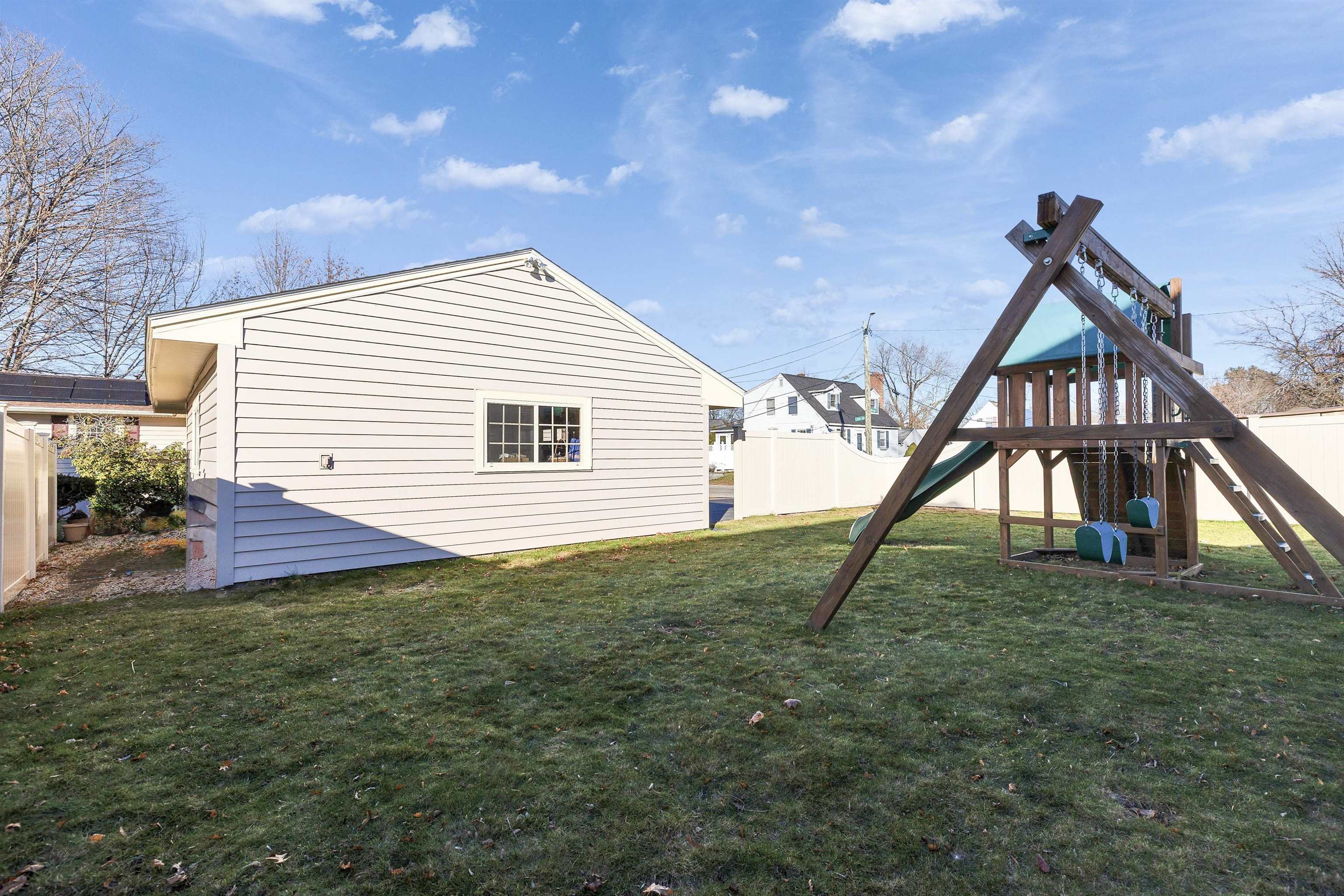 35 Little Avenue Manchester, NH 03109 - Photo 44 of 50