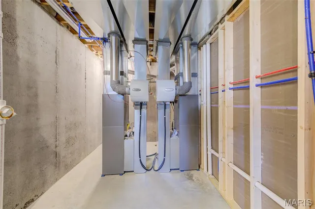 $3,500 | 2025 Maryland Oaks Circle, Maryland Heights, MO 63146