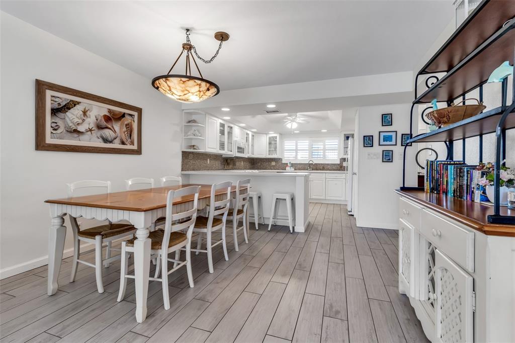 6342 Midnight Pass Road, Unit 423 Sarasota, FL 34242 - Photo 11 of 46 Gallery Image 11