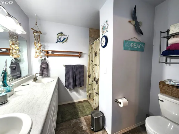 $430,000 | 902 North 15th Avenue, Elgin, OR 97827