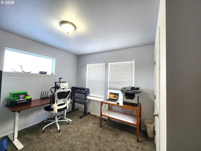 $435,000 | 902 North 15th Avenue, Elgin, OR 97827