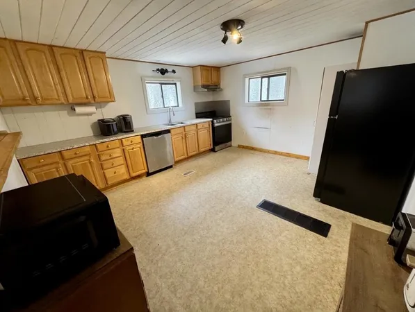 $250,000 | 31 Forest Street, Haverhill, NH 03785