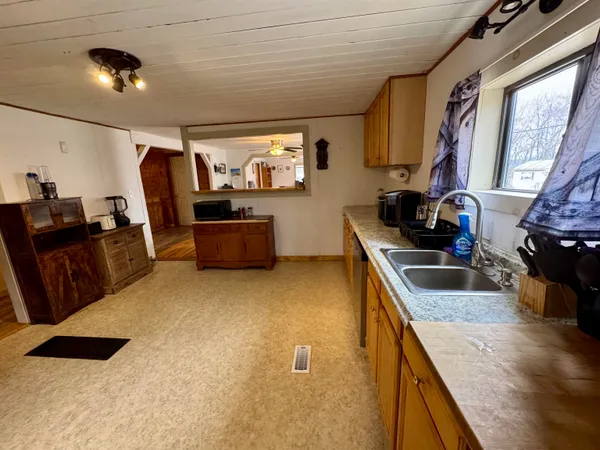 $250,000 | 31 Forest Street, Haverhill, NH 03785
