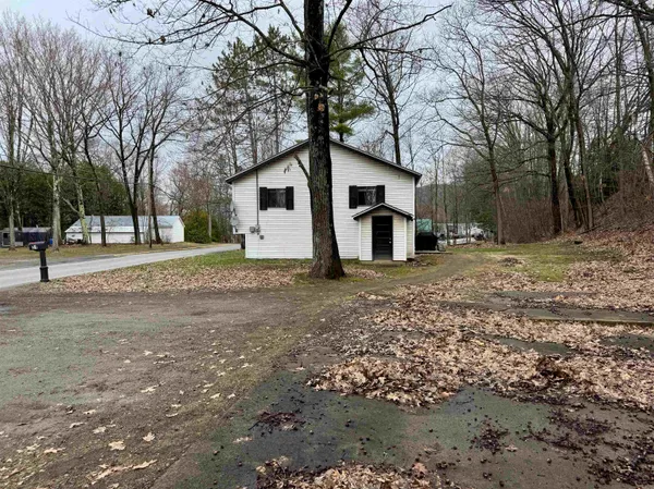$250,000 | 31 Forest Street, Haverhill, NH 03785