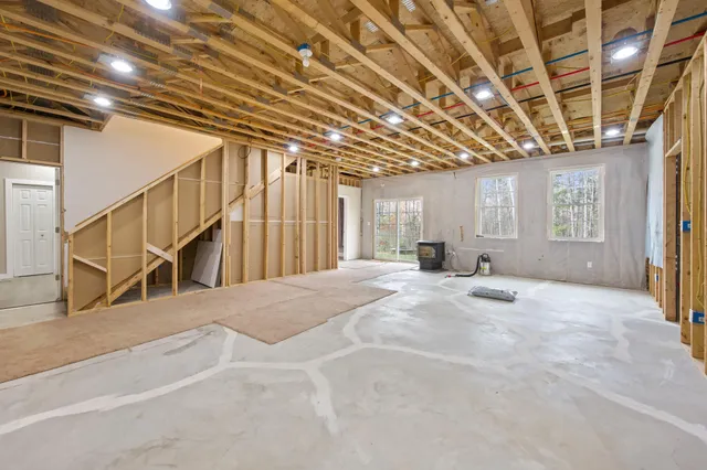 $599,900 | 1144 Buck Hill Drive, Veazie, ME 04401