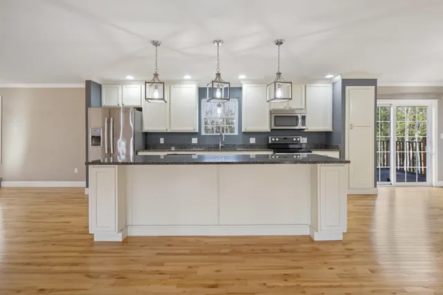 $599,900 | 1144 Buck Hill Drive, Veazie, ME 04401