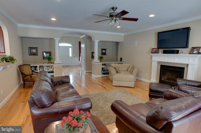 111 Cedar Road Chester, MD 21619 - Photo 2 of 14 Family Room
