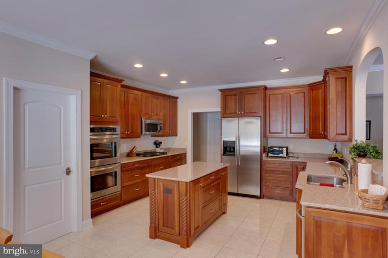 111 Cedar Road Chester, MD 21619 - Photo 9 of 14 Kitchen