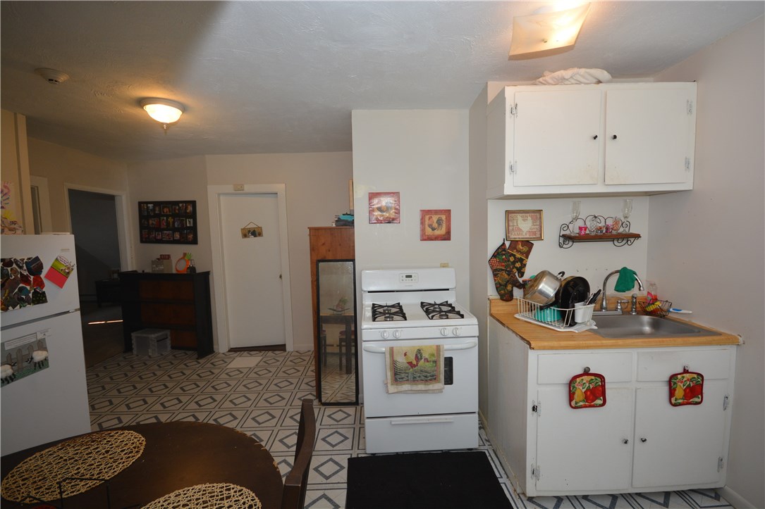 457 Grove Street Woonsocket, RI 02895 - Photo 18 of 38 Gallery Image 18