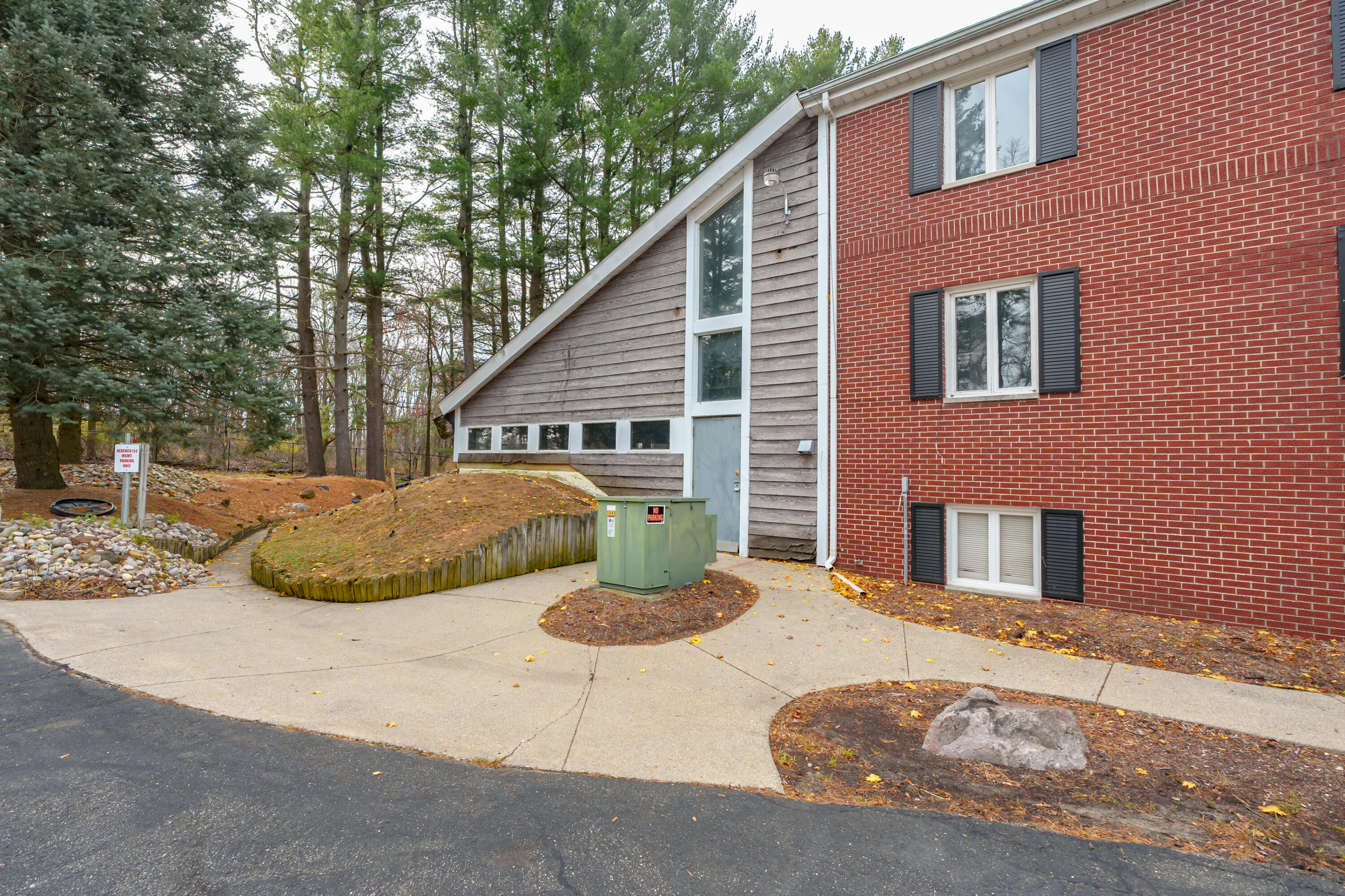 561 Garrison Road Battle Creek, MI 49017 - Photo 10 of 66